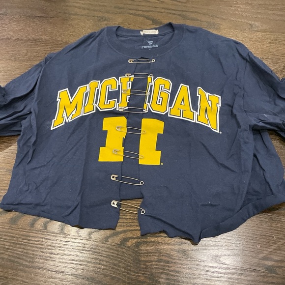 Fanatics Tops - Michigan Wolverines Navy Blue T-Shirt